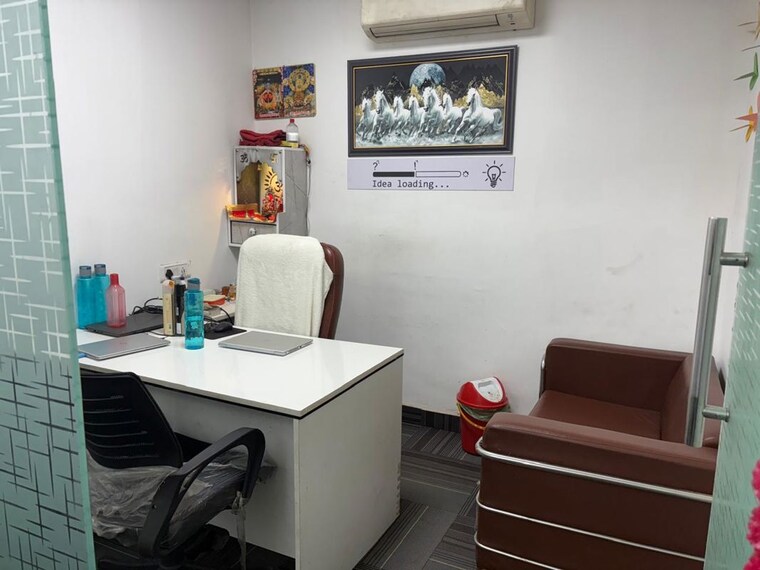 Team Area, sector 63 Commercial Office Space 1400 Sq.Ft. In Sector 63 Noida 10643048