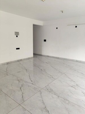 Room in 4 BHK Apartment at Samruddhi 60 Onyx, Gotri – for Sale