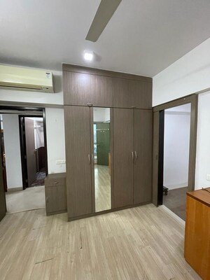 Room in 2 BHK Apartment at DB Woods, Goregaon East – for Rent