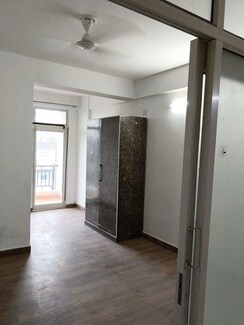 2 BHK Builder Floor For Rent in Aman Vihar