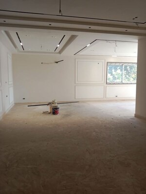 Room in 3 BHK Apartment at ATS Tourmaline, Sector 109 – for Sale