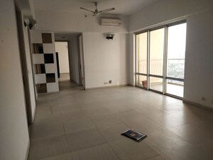 Room in 4 BHK Apartment at Ireo Uptown, Sector 66 – for Rent