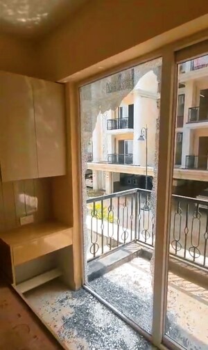 Balcony in 3 BHK Builder Floor at Signature Global City 81, Sector 81 – for Rent