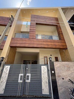 3 BHK Independent House For Rent in Aman Vihar
