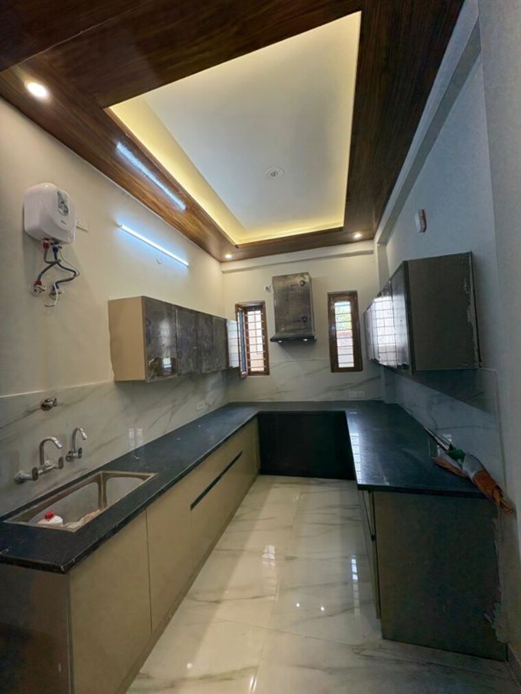 Kitchen, aman vihar 3 Bedroom 1700 Sq.Ft. Independent House In Aman Vihar Dehradun 10643111