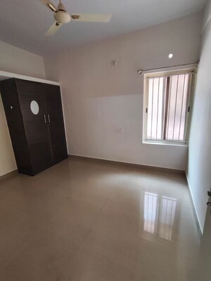 Room in 2 BHK Builder Floor at Koramangala – for Rent