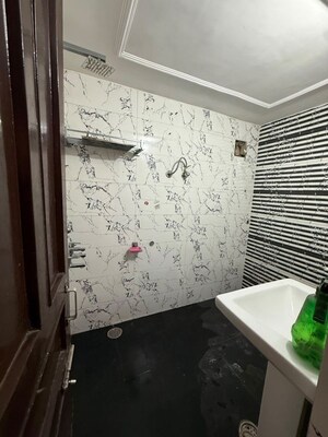 Team Area in 2 BHK Independent House at Sector 45c – for Rent