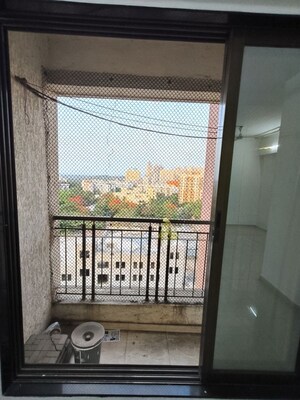 Room in 2 BHK Apartment at Velocity Hill Spring, Ghodbunder Road – for Rent