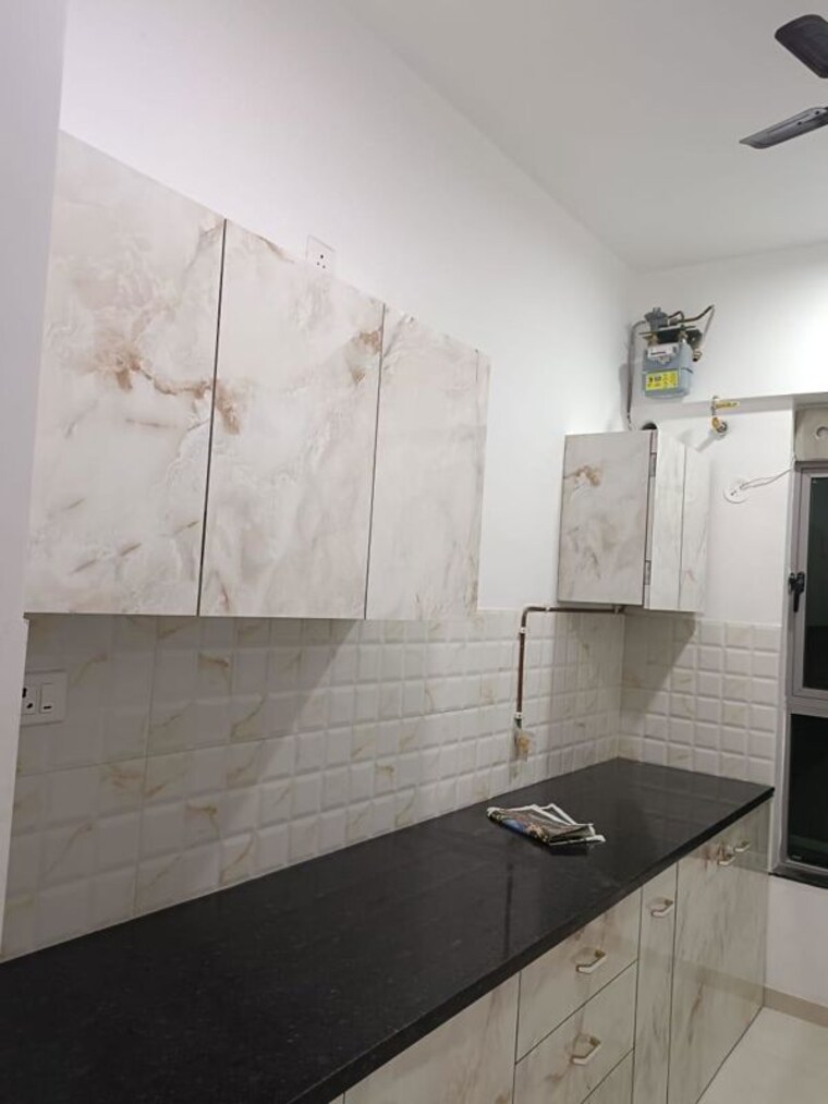 Bathroom, kalpataru-paramount 2 Bedroom 711 Sq.Ft. Apartment In Kapur Bawdi Thane 10643110