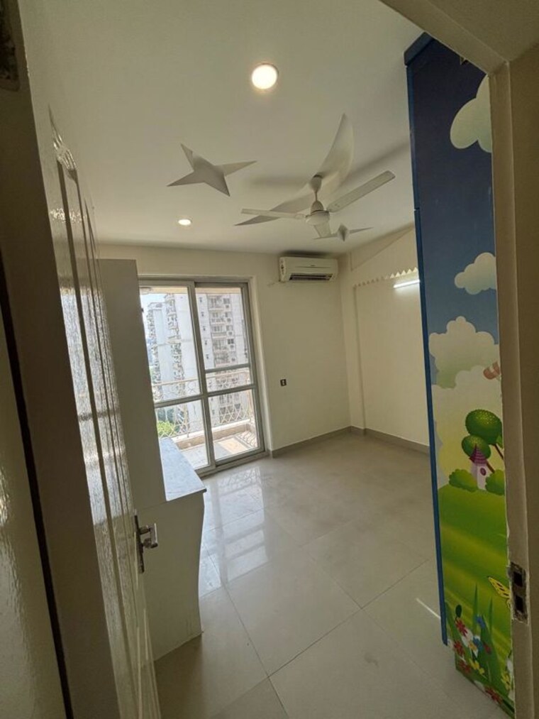 Bathroom, bptp-park-prime 2.5 Bedroom 1437 Sq.Ft. Apartment In Sector 66 Gurgaon 10643177