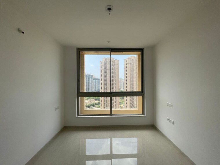 Room, lodha-splendora 2 Bedroom 700 Sq.Ft. Apartment In Ghodbunder Road Thane 10643169