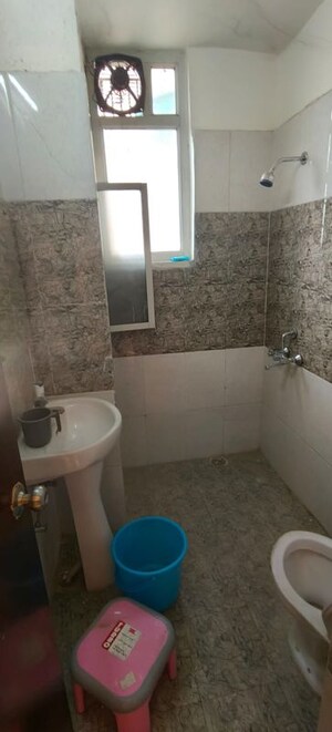 Bathroom in 2 BHK Apartment at Ansal Serene Lakeview, Sushant Golf City – for Rent