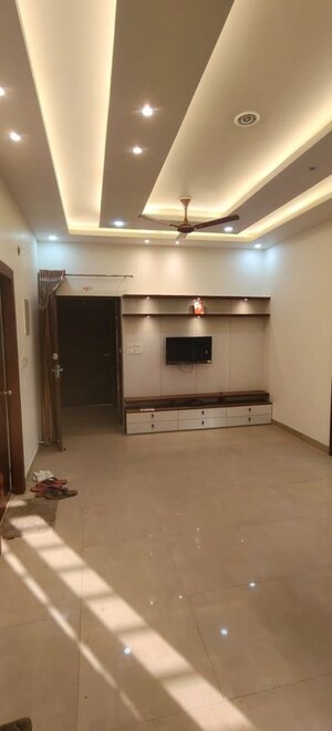 Room in 2 BHK Apartment at Ansal Serene Lakeview, Sushant Golf City – for Rent