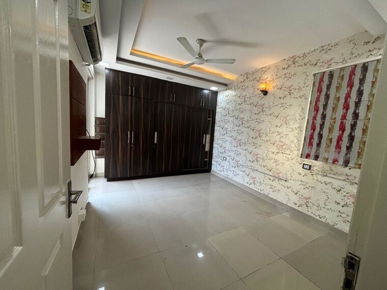 Balcony, bptp-park-prime 2.5 Bedroom 1437 Sq.Ft. Apartment In Sector 66 Gurgaon 10643197
