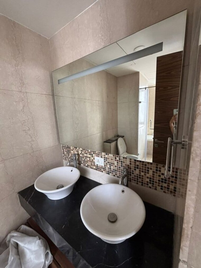 Bathroom, m3m-golf-estate 3 Bedroom 2677 Sq.Ft. Apartment In Sector 65 Gurgaon 10643202