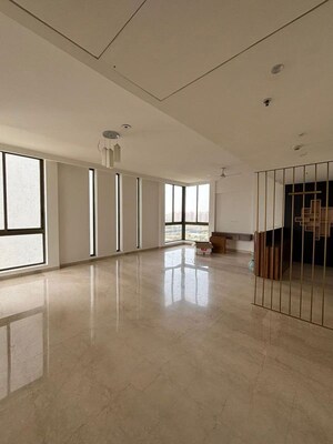 Room in 3 BHK Apartment at M3M Golf Estate, Sector 65 – for Rent