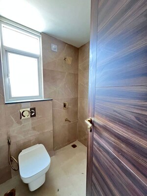 Bathroom in 3 BHK Apartment at Smart World Orchard, Sector 61 – for Sale