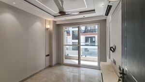 Room in 3 BHK Apartment at Anant Raj Estate Plots, Sector 63a – for Rent