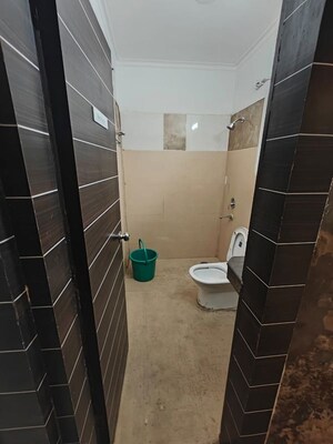 Bathroom in 3 BHK Apartment at Ansal API Esencia, Sector 67 – for Rent