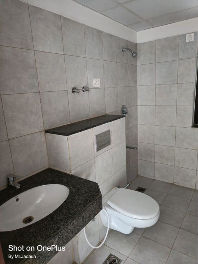 Bathroom, godrej-icon 2.5 Bedroom 1630 Sq.Ft. Apartment In Sector 88a Gurgaon 10643233