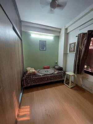 Living Room in 2 BHK Apartment at Powai – for Rent