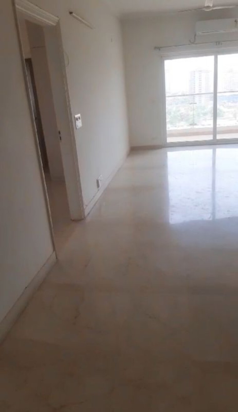 Living Room, shree-vardhman-victoria 3 Bedroom 1950 Sq.Ft. Apartment In Sector 70 Gurgaon 10643271