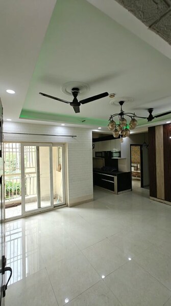 3 BHK 1270 Sq.Ft. Apartment in Paramount Floraville