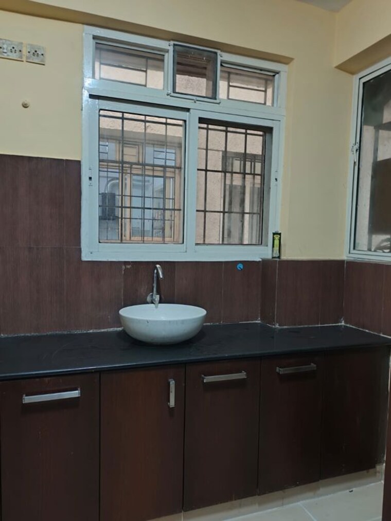 Kitchen, renaissance-exotica 3 Bedroom 1500 Sq.Ft. Apartment In Jakkuru Bangalore 10643308