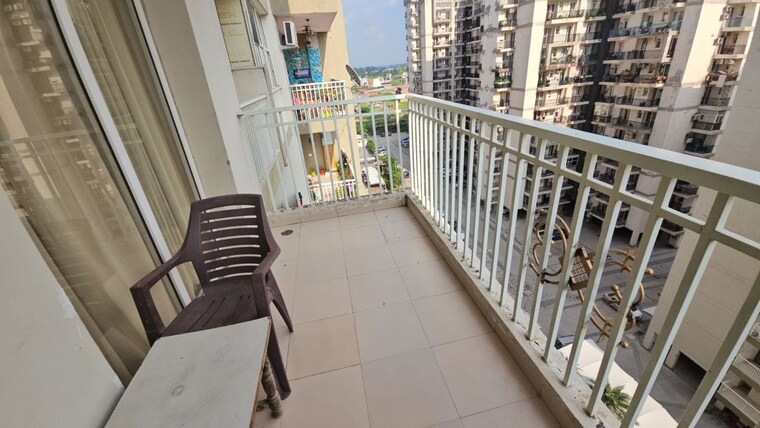 Balcony, bliss-orra 3 Bedroom 1850 Sq.Ft. Apartment In Ambala Highway Zirakpur 10643292