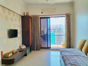 1 BHK Apartment For Rent in K Raheja Raheja Residency, Malad East