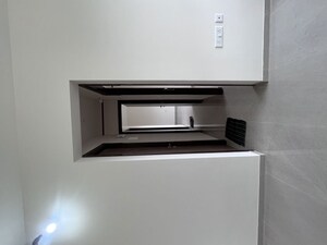 Furnished Amenities in 2 BHK Apartment at Dosti Tulip, Balkum Pada – for Rent
