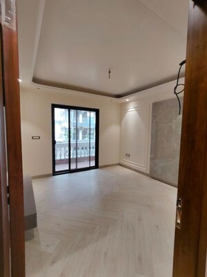 2 BHK Apartment For Sale in Unitech Palms, South City 1