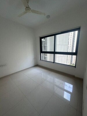 Room in 2 BHK Apartment at Dosti Tulip, Balkum Pada – for Rent