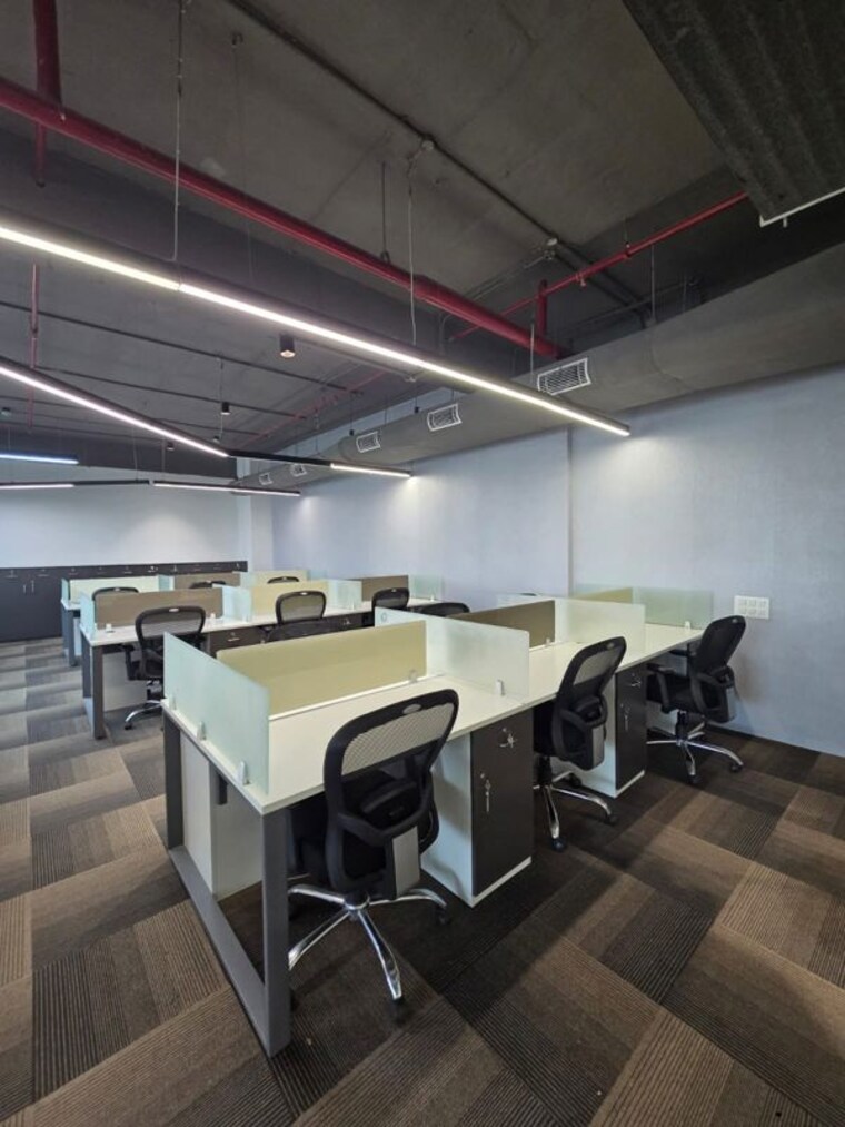 Team Area, phase 8 Commercial Office Space 5000 Sq.Ft. In Phase 8 Mohali 10643343