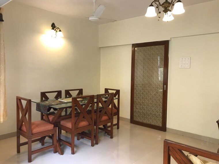 Living Room, atlas-skywalker-chs 2 Bedroom 895 Sq.Ft. Apartment In Andheri West Mumbai 10643334