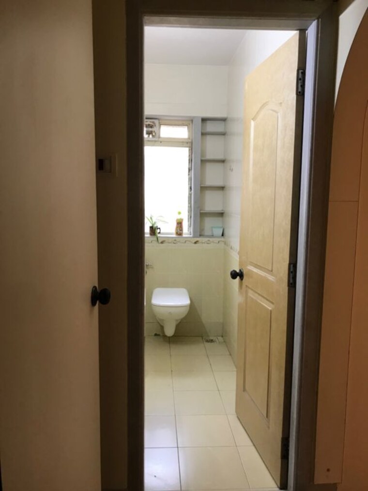 Bathroom, atlas-skywalker-chs 2 Bedroom 895 Sq.Ft. Apartment In Andheri West Mumbai 10643334