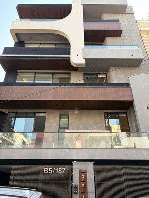 4 BHK Builder Floor For Sale in Safdarjung Enclave