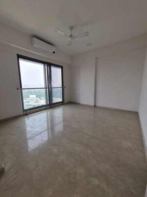 Room in 3 BHK Apartment at Adani Ten BKC, Bandra East – for Sale