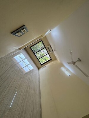 Furnished Amenities in 3 BHK Apartment at Aashna Kamal Dutt CHS, Amboli – for Rent