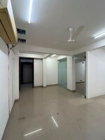 4 BHK + Servant Room 2700 Sq.Ft. Builder Floor in Defence Colony