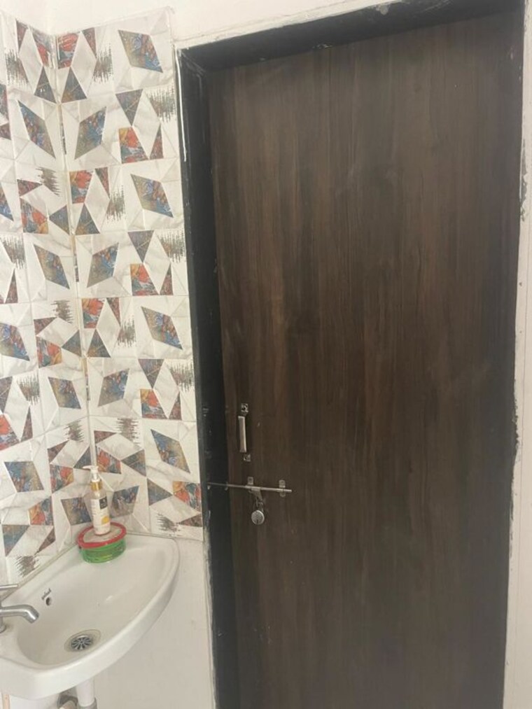 undefined, shriram society Commercial Office Space 200 Sq.Ft. In Shriram Society Pune 10643363