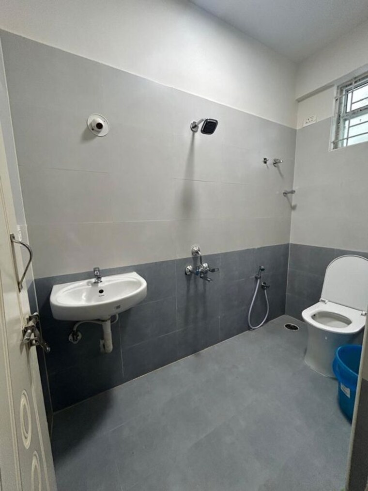 Bathroom, electronic city 2 Bedroom 1143 Sq.Ft. Apartment In Electronic City Bangalore 10643392