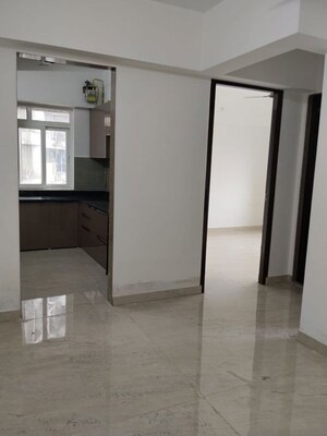 Room in 2.5 BHK Apartment at ND Palai Towers, Goregaon West – for Rent