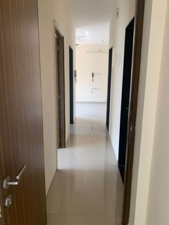 2 BHK + Servant Room Apartment For Rent in Lodha Splendora
