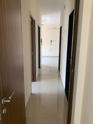 2 BHK Apartment For Rent in Lodha Splendora, Ghodbunder Road
