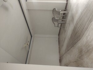 Laundry Area in 4 BHK Builder Floor at East Of Kailash – for Rent