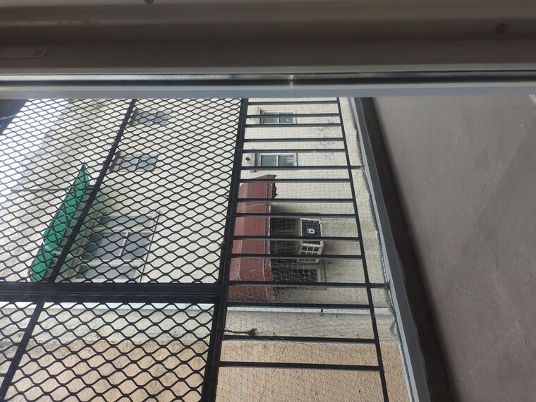 Balcony, east of kailash 4 Bedroom 2700 Sq.Ft. Builder Floor In East Of Kailash Delhi 10643426