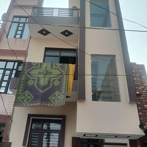 4 BHK Independent House For Sale in Sector 8