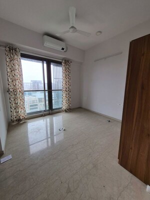 Room in 4 BHK Apartment at Adani Ten BKC, Bandra East – for Sale