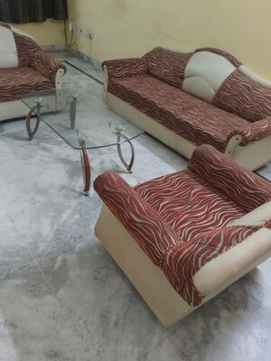 Bedroom in 6+ BHK Independent House at Sector 8 – for Sale